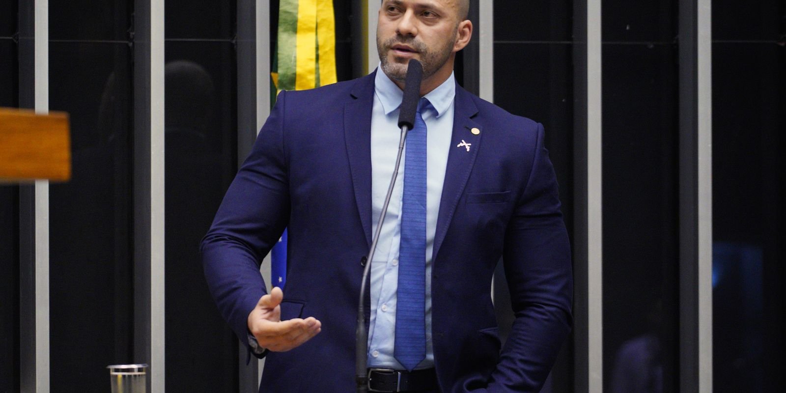 moraes-determina-que-daniel-silveira-seja-submetido-a-pericia-medica 