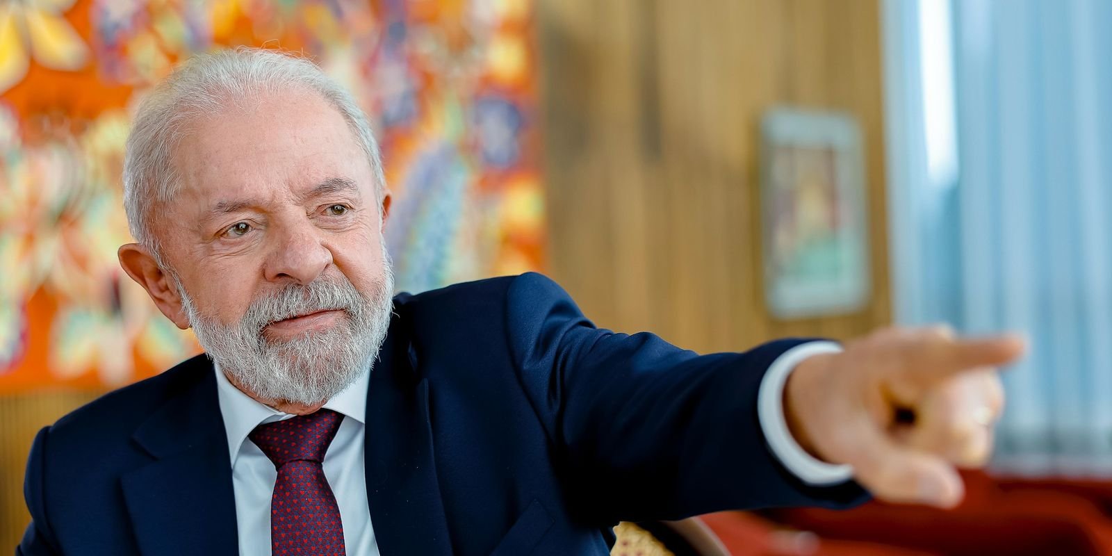 lula-manifesta-solidariedade-a-ministros-do-stf-apos-sancoes-dos-eua
