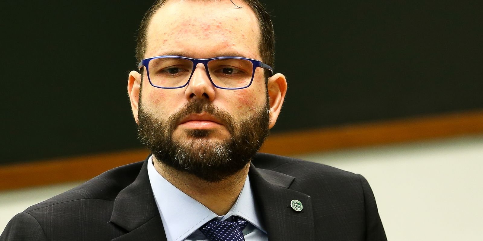relator-no-tse-vota-contra-cassacao-do-senador-jorge-seif