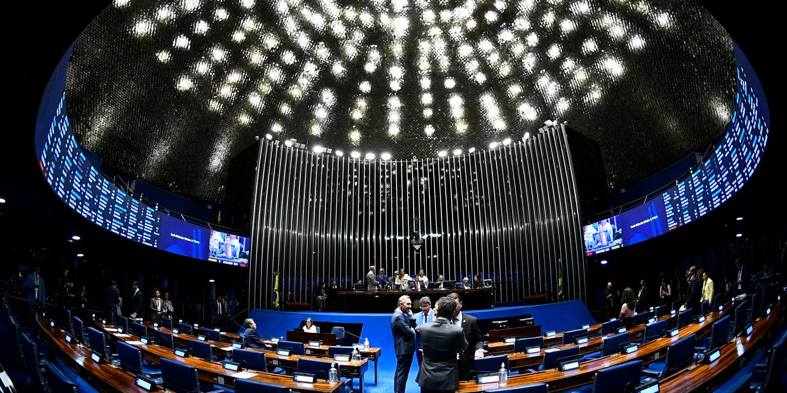 congresso-tera-frente-parlamentar-pela-paz-mundial