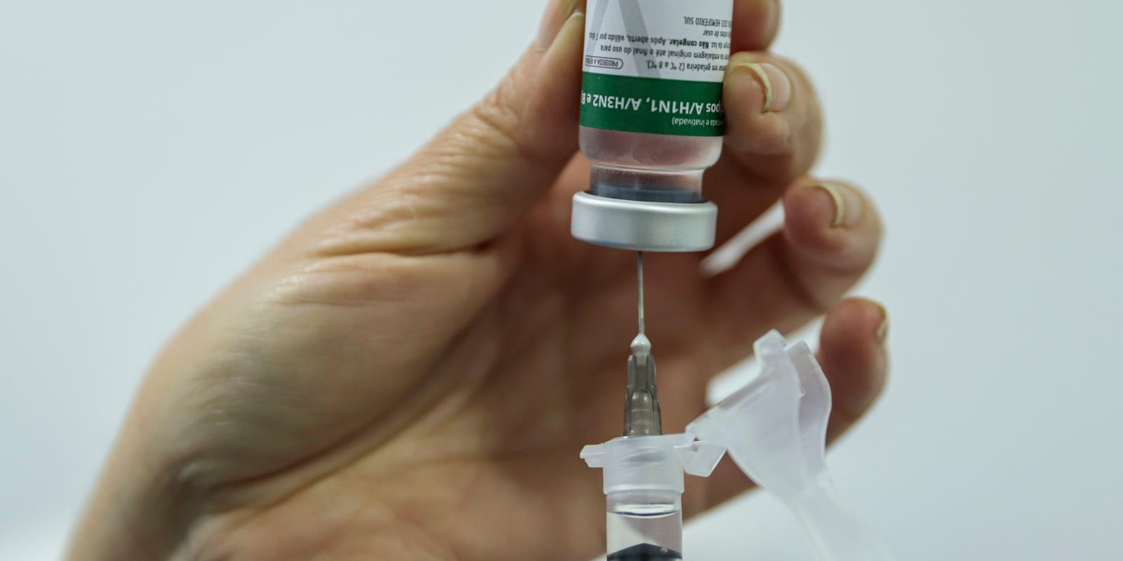 vacinacao-contra-a-gripe-comeca-no-df