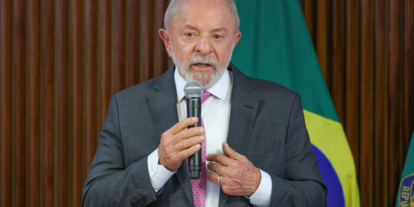 lula-diz-que-pais-nao-precisa-de-escola-civico-militar-na-educacao