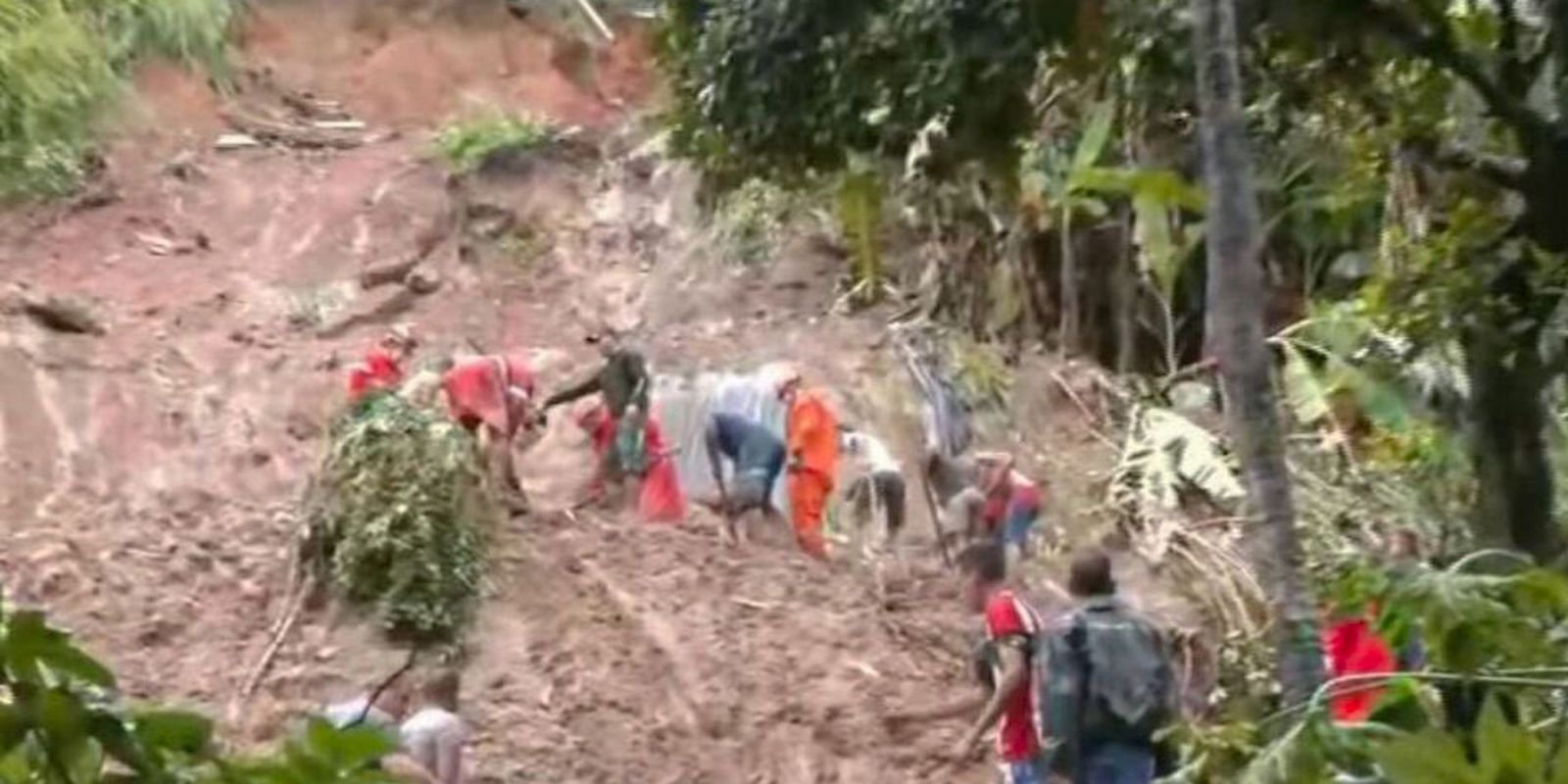 lula-determina-apoio-federal-para-cidades-atingidas-por-chuvas-em-pe