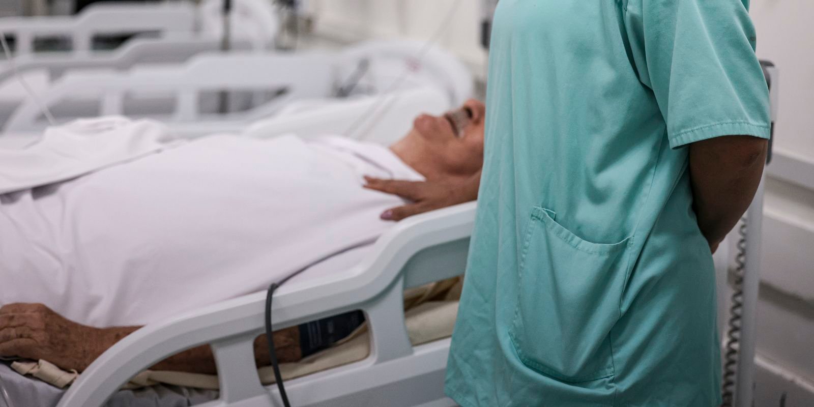 quase-mil-medicos-sofreram-agressao-no-trabalho-no-rj desde-2018