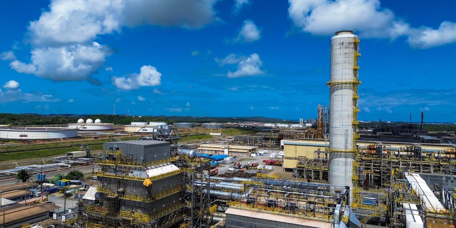 refinarias-da-petrobras-operam-com-mais-de-100%-de-capacidade;-entenda