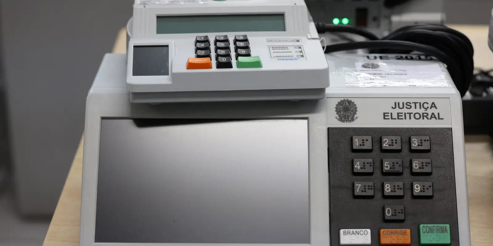 pesquisa-aponta-que-fake-news-sobre-eleicoes-miram-urnas-eletronicas