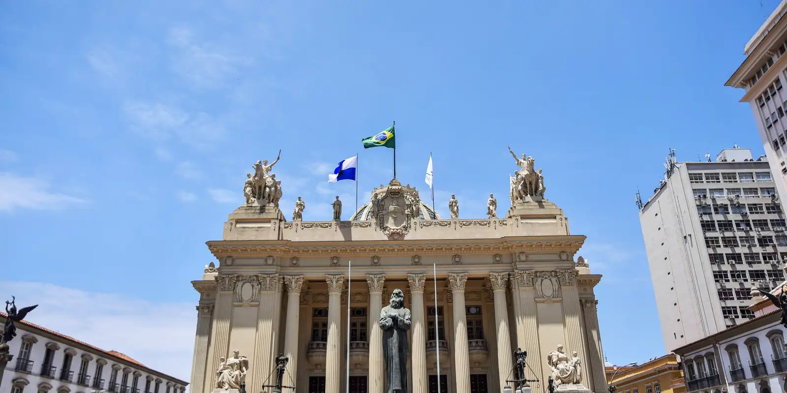 rj:-projeto-preve-uso-de-banheiros-neutros-para-pessoas-trans
