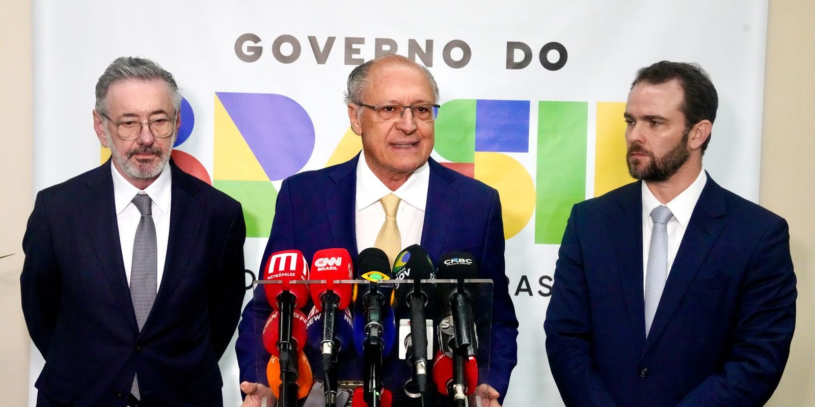 alckmin:-pix-e-patrimonio-nacional-e-nao-entra-em-negociacao-com-eua
