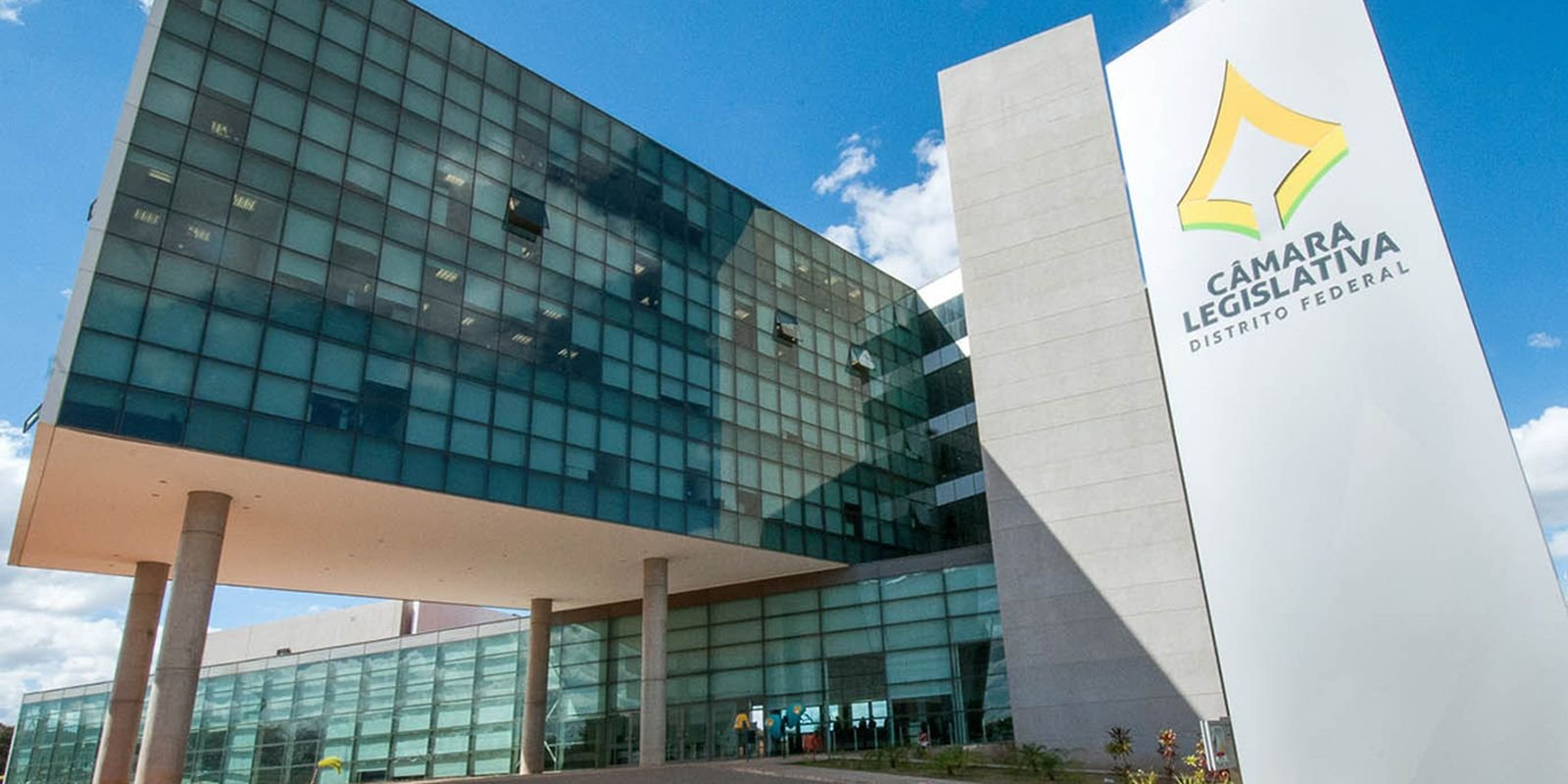 deputados-distritais-extinguem-jornada-6×1-de-terceirizados