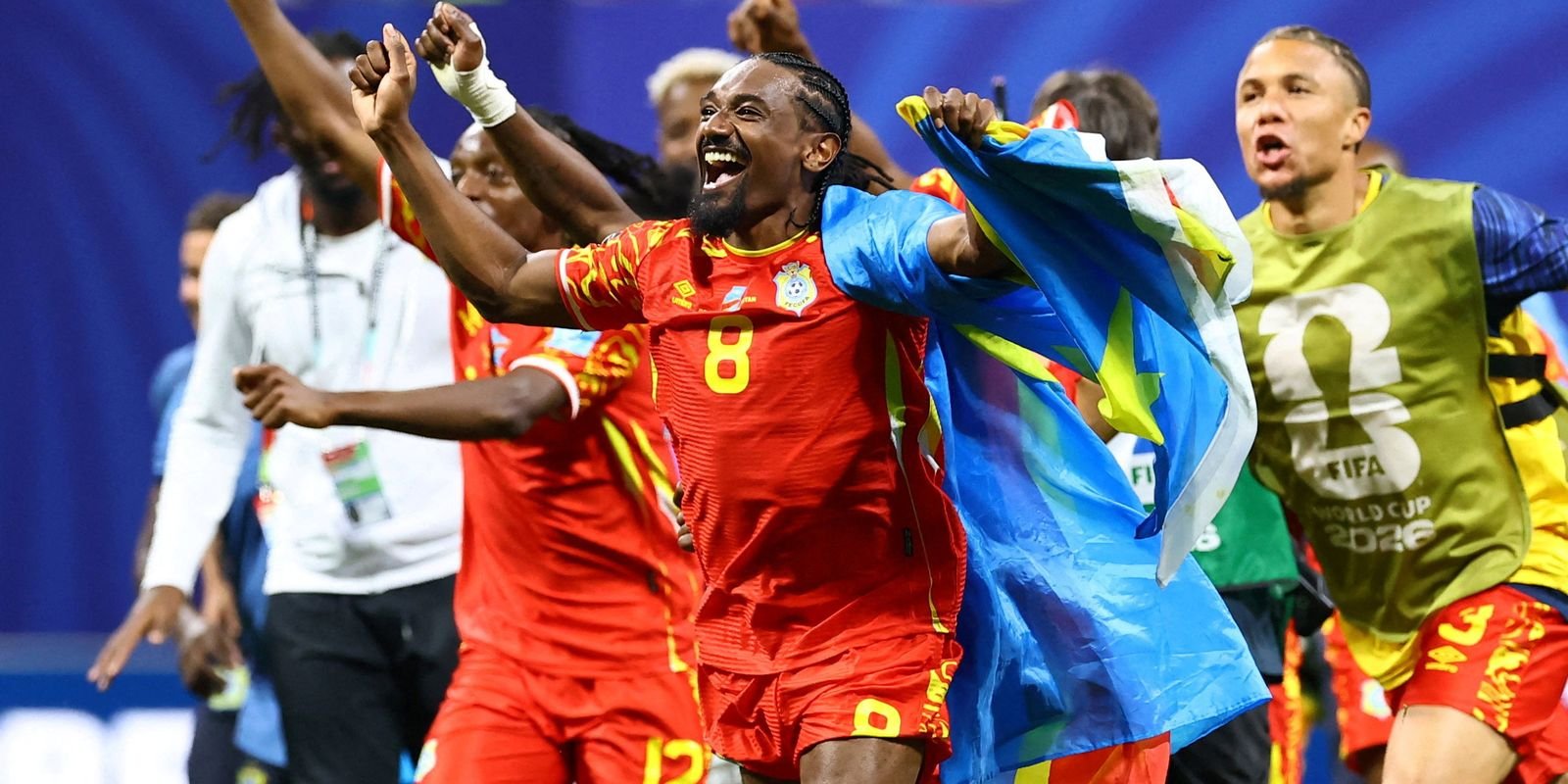 congo-vence-de-virada-e-segue-na-copa,-assim-como-colombia-e-portugal