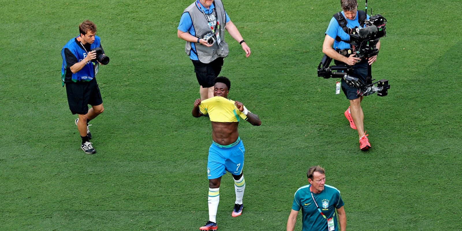 vini-jr.-mantem-sonho-do-hexa-e-marquinhos-fala-em-tom-de-adeus