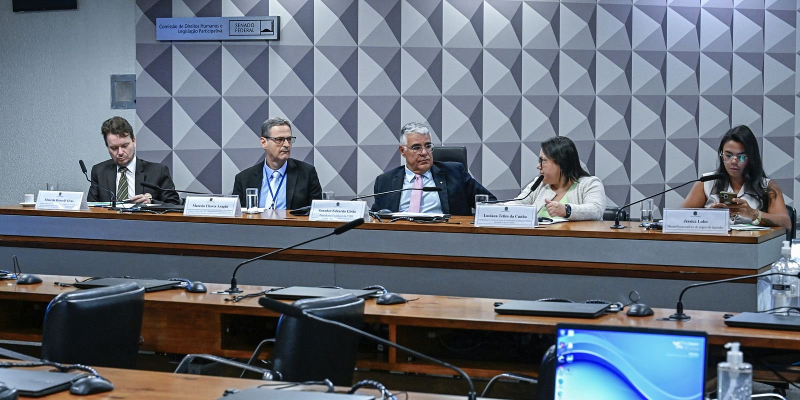 defensores-pedem-regras-mais-rigidas-para-publicidade-das-bets 