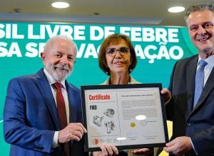 lula-recebe-certificado-de-pais-livre-da-febre-aftosa