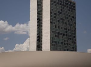 pgr-envia-ao-stf-parecer-contrario-a-mandato-remoto-no-congresso