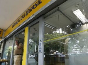 bancos-voltam-a-funcionar-normalmente-nesta-sexta-feira