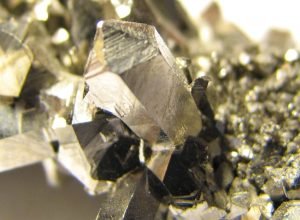 brasil-tem-“vazio-estrategico”-em-minerais-criticos,-diz-especialista