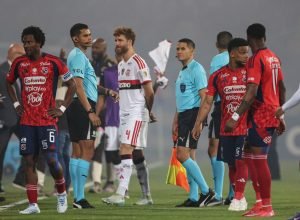 jogo-do-flamengo-na-libertadores-e-cancelado-por-atos-de-vandalismo