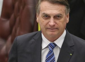 alexandre-de-moraes-decide-manter-bolsonaro-em-prisao-domiciliar